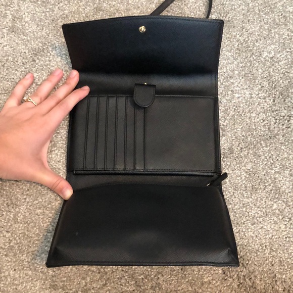 Kate Spade ‘Winni’ wallet/crossbody - Picture 4 of 5